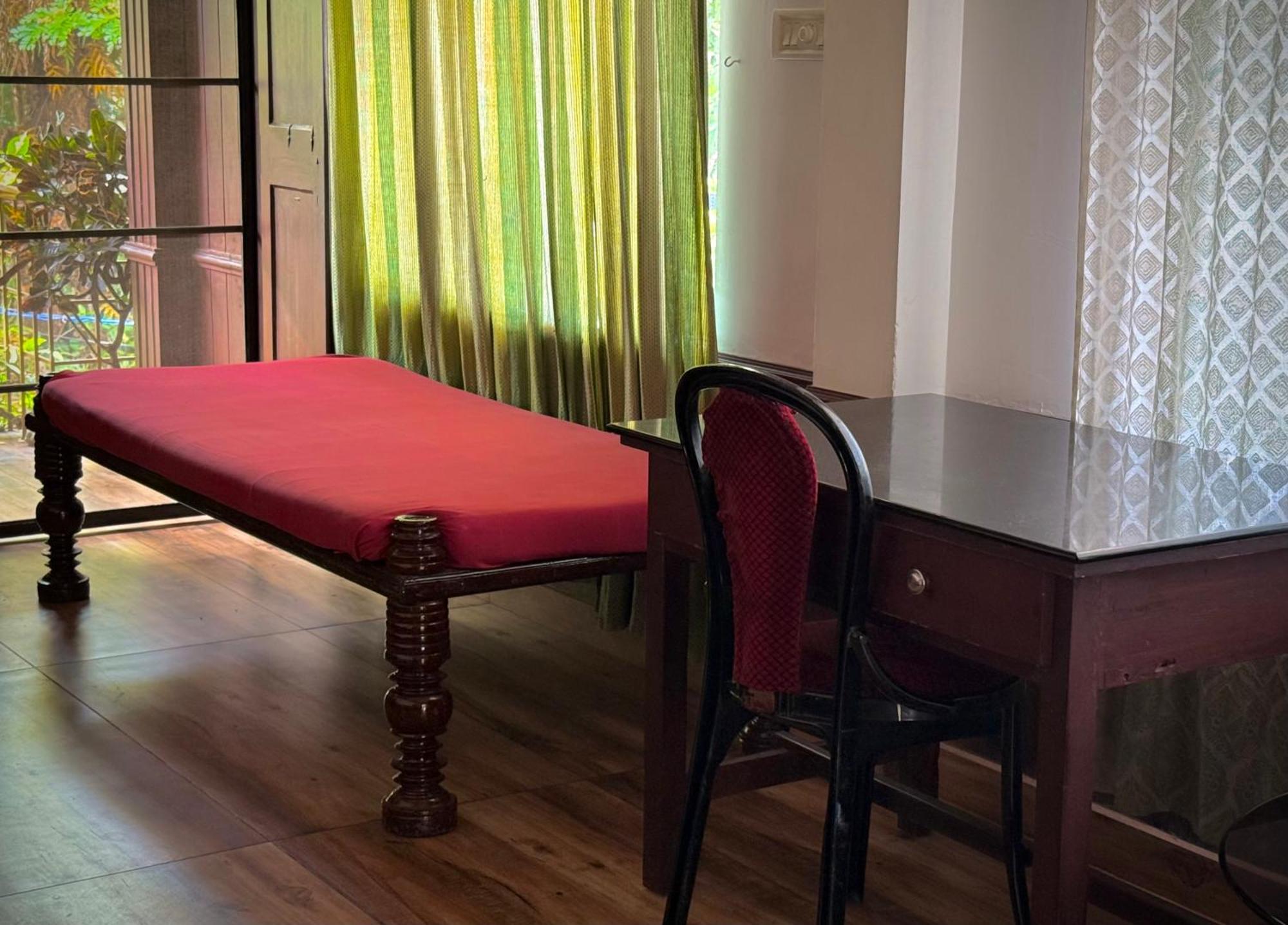 Reds Residency - Homestay Kochi Exterior photo